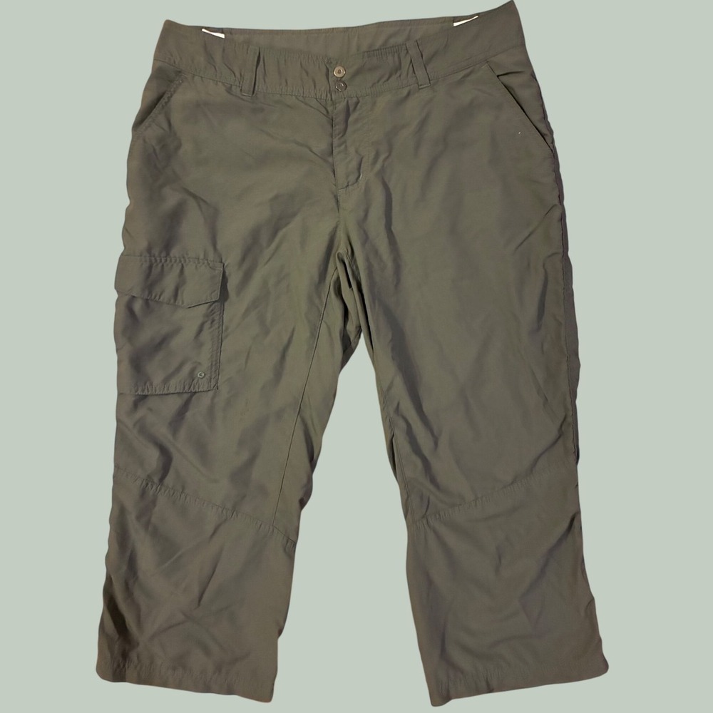 Columbia PFG Cargo Capri Pants Green Omni-Shade Hiking Utility Gorpcore Size 12